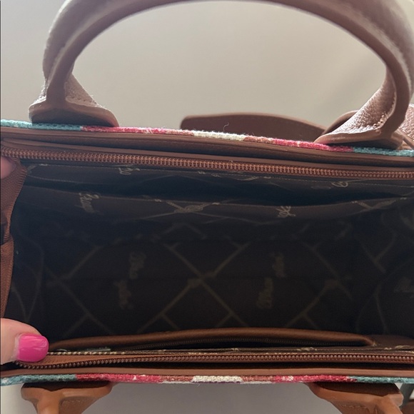 Wrangler Aztec Pattern Satchel with Brown Accents - Picture 3 of 4